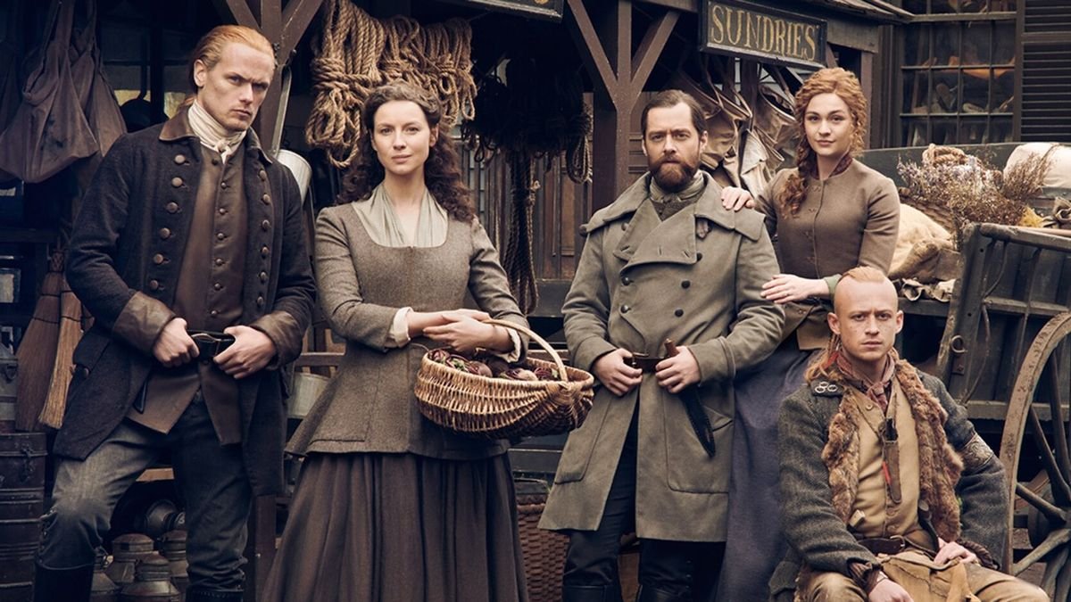Outlander Season 6 Cast Juicy Details - Who is Sam Heughan Girlfriend?