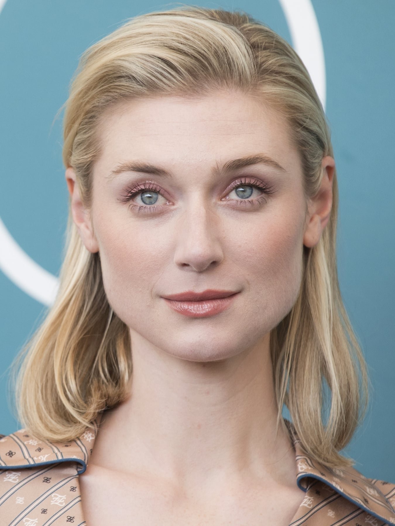 Elizabeth Debicki as Princess Diana in The Crown Season 5