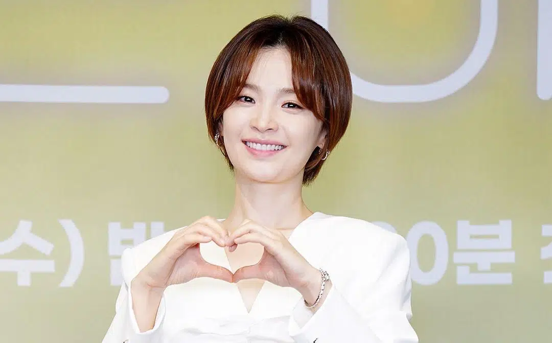 Thirty-Nine Cast - Jeon Mi-do as Jeong Chan-young