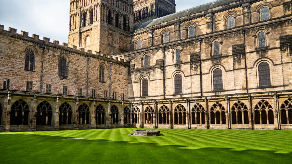 All Harry Potter Filming Locations - Durham Cathedral