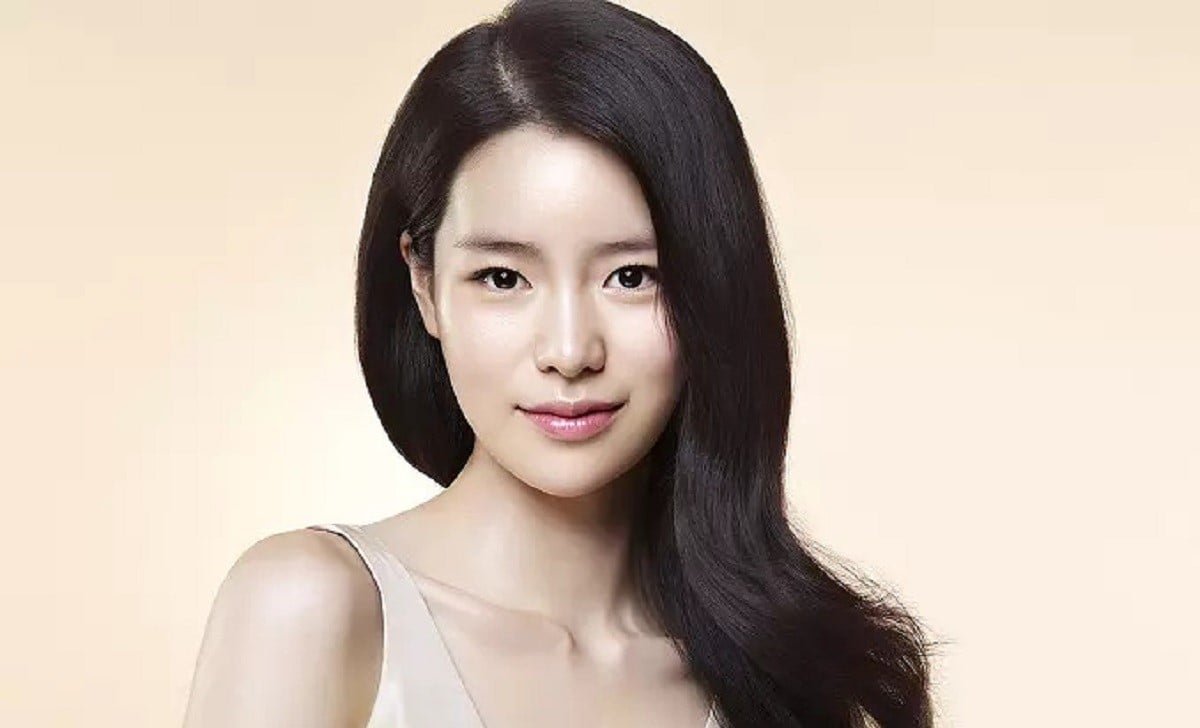 The Glory 2022 Cast - Lim Ji Yeon as Park Yeon-jin